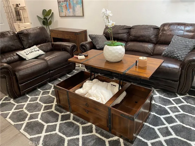 $2,400 | 723 North Quince Avenue, Upland, CA 91786