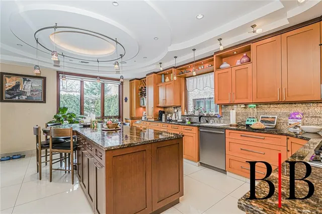 $2,990,000 | 73 Barlow Drive North | Mill Basin