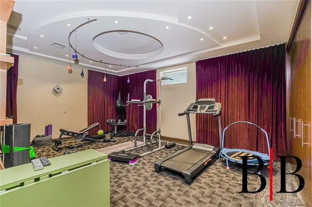 $2,990,000 | 73 Barlow Drive North | Mill Basin