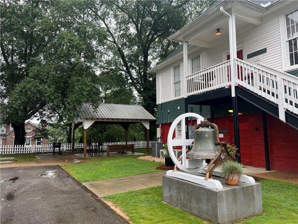 104 Spring Street, Unit 1 Gainesville, GA 30501 - Photo 2 of 10