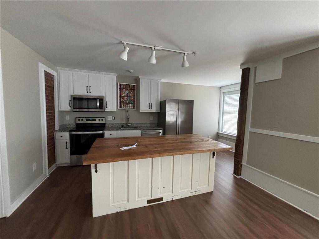 104 Spring Street, Unit 1 Gainesville, GA 30501 - Photo 4 of 10