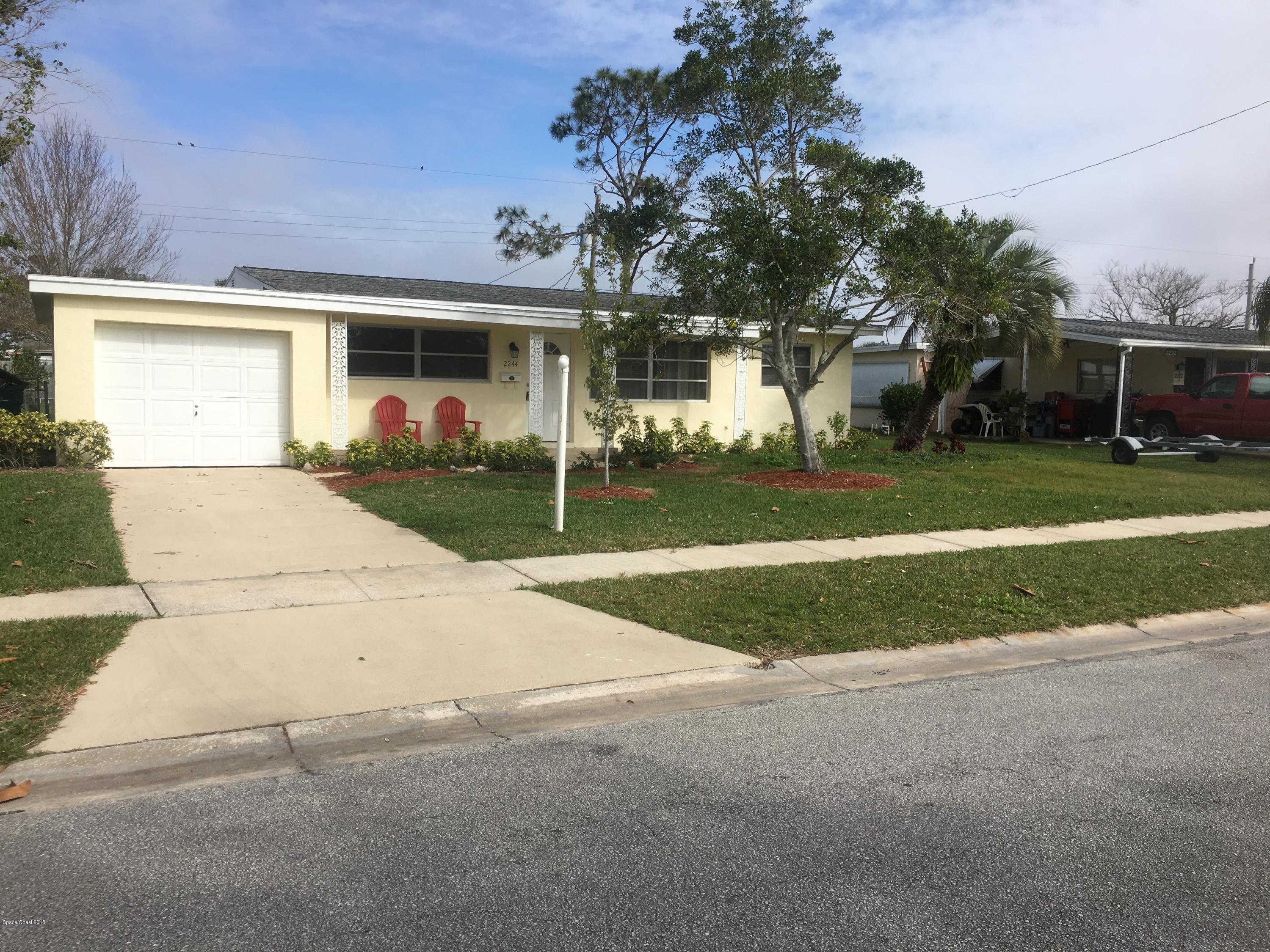 2244 Woodbury Road Melbourne, FL 32935 - Photo 1 of 15 Primary Photo