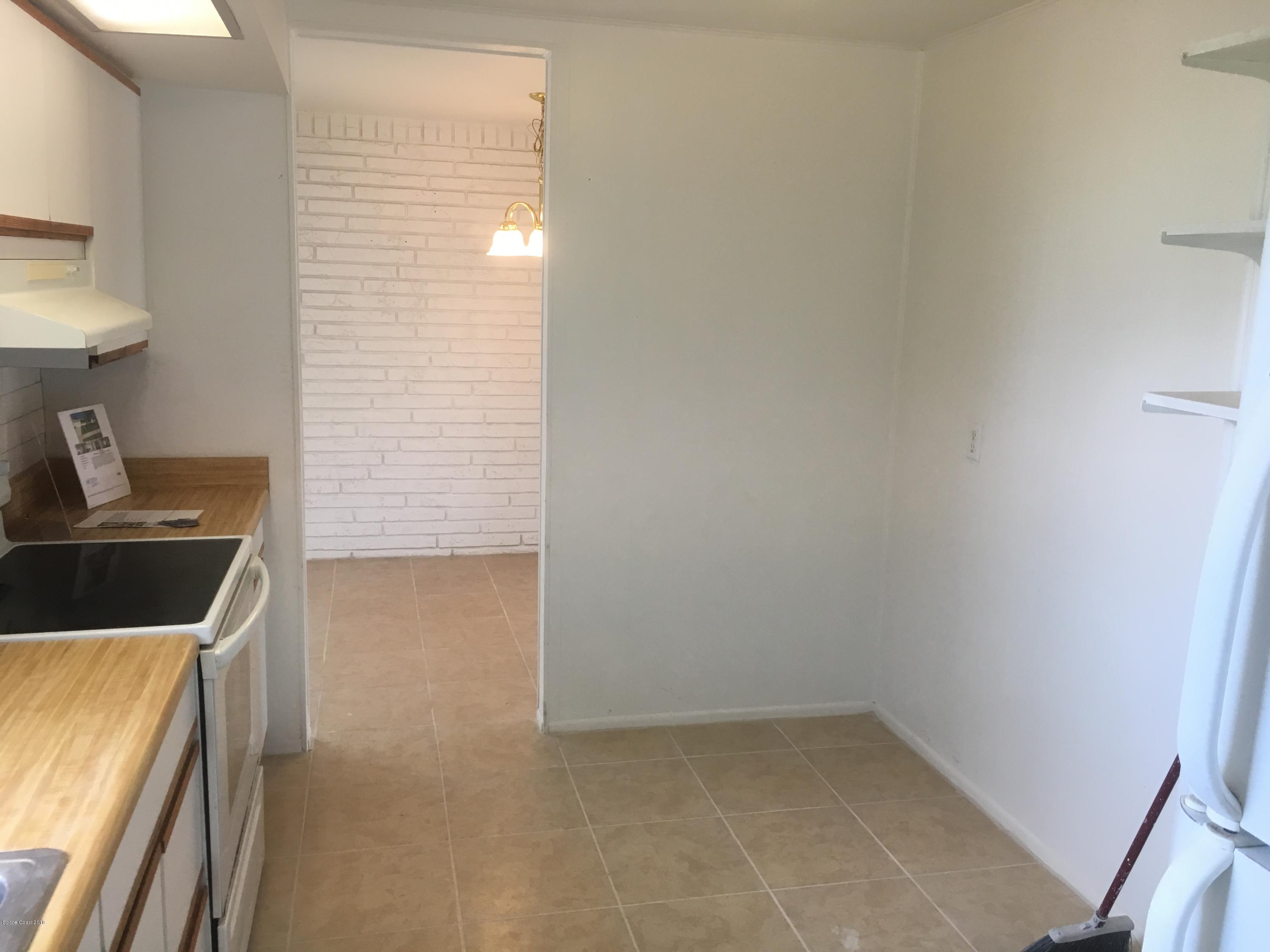 2244 Woodbury Road Melbourne, FL 32935 - Photo 14 of 15 038