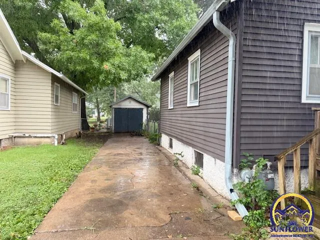 $119,900 | 422 Arundel Street, Emporia, KS 66801