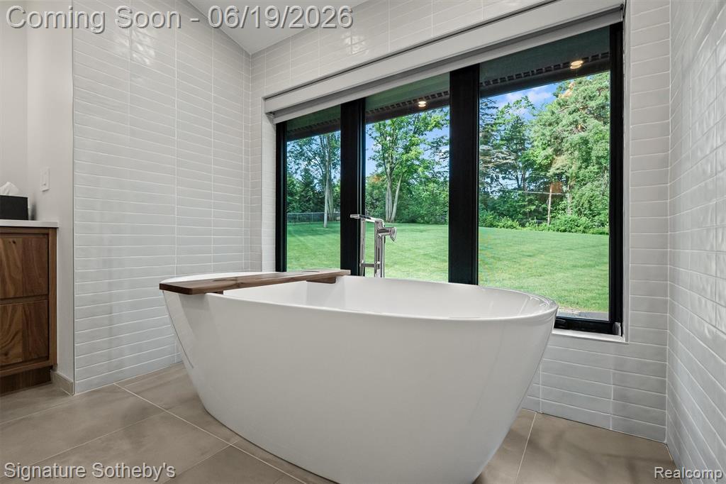 4340 Charing Cross Road Bloomfield Hills, MI 48304 - Photo 17 of 33