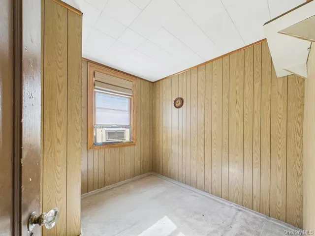 $899,000 | 36-17 201st Street | Auburndale