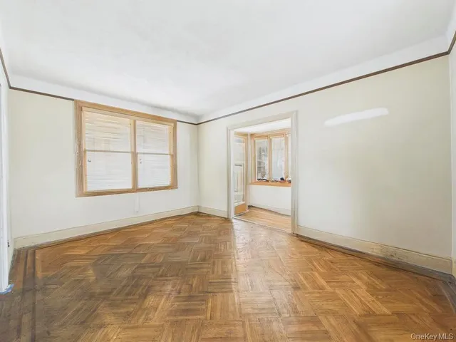 $899,000 | 36-17 201st Street | Auburndale