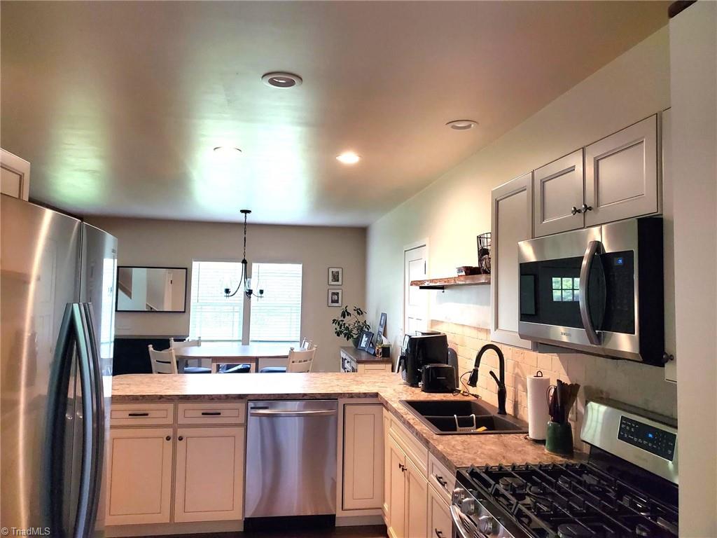 340 Kite Road Millers Creek, NC 28651 - Photo 11 of 26