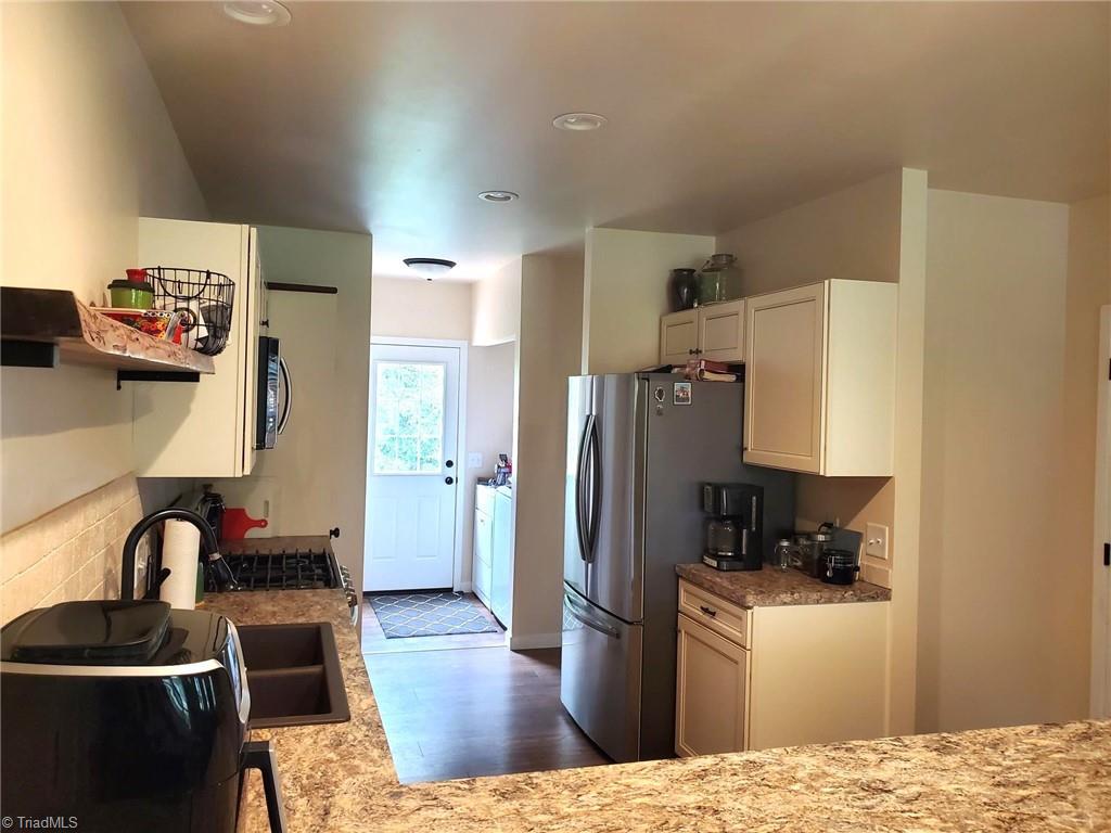 340 Kite Road Millers Creek, NC 28651 - Photo 14 of 26