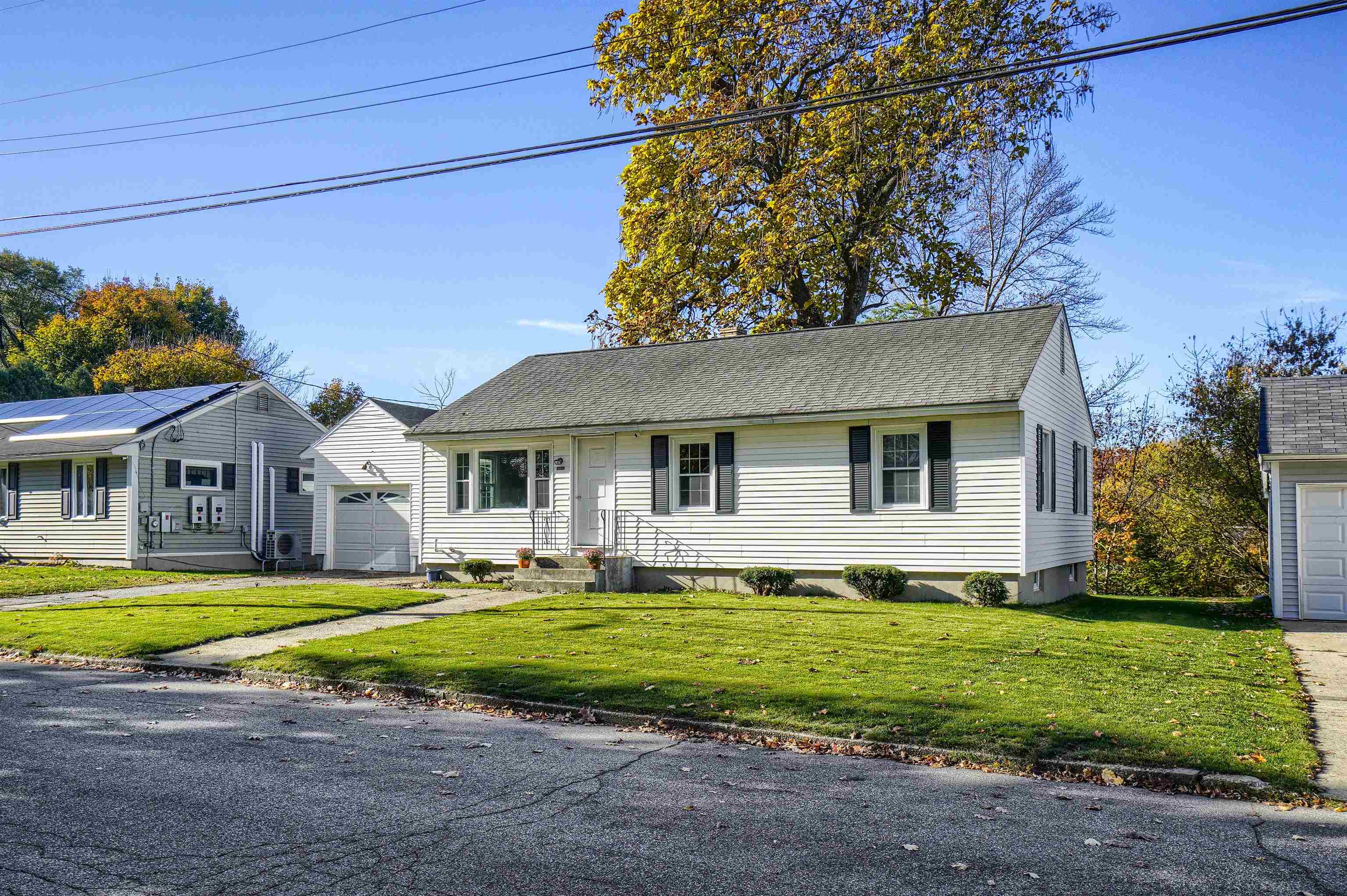 103 Leewood Street Manchester, NH 03103 - Photo 30 of 34