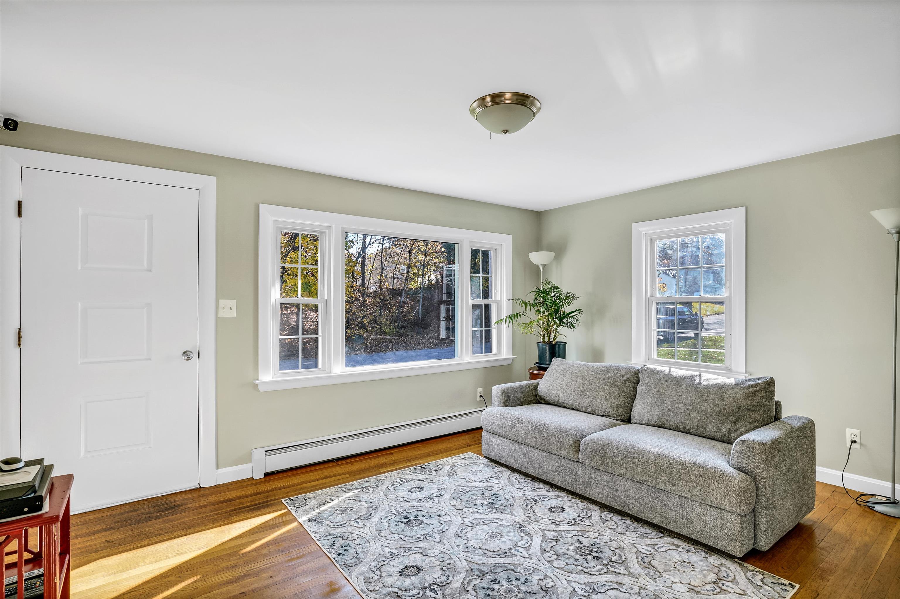 103 Leewood Street Manchester, NH 03103 - Photo 10 of 34