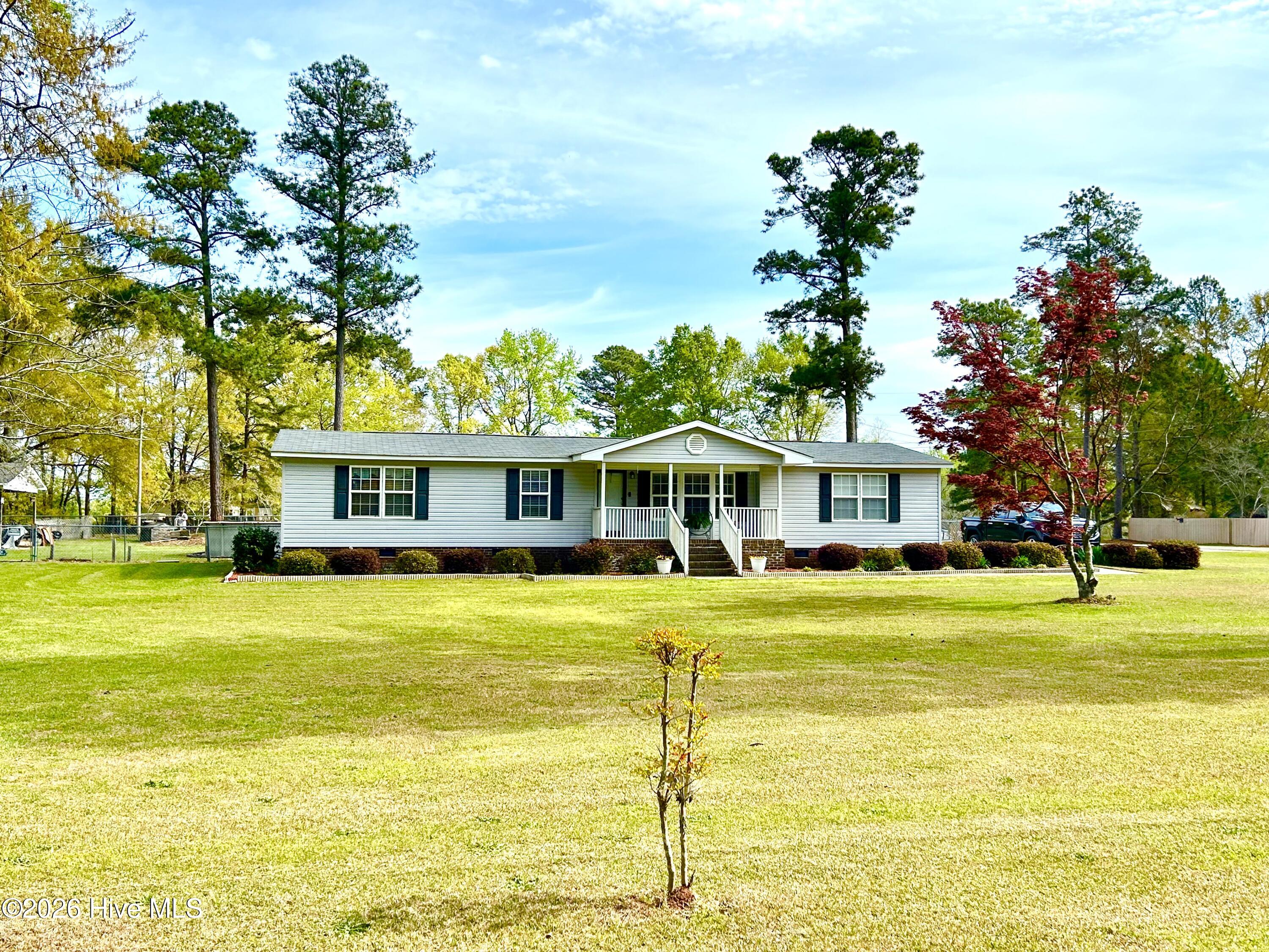 17881 Harry Malloy Road Laurinburg, NC 28352 - Photo 2 of 55 IMG_0645