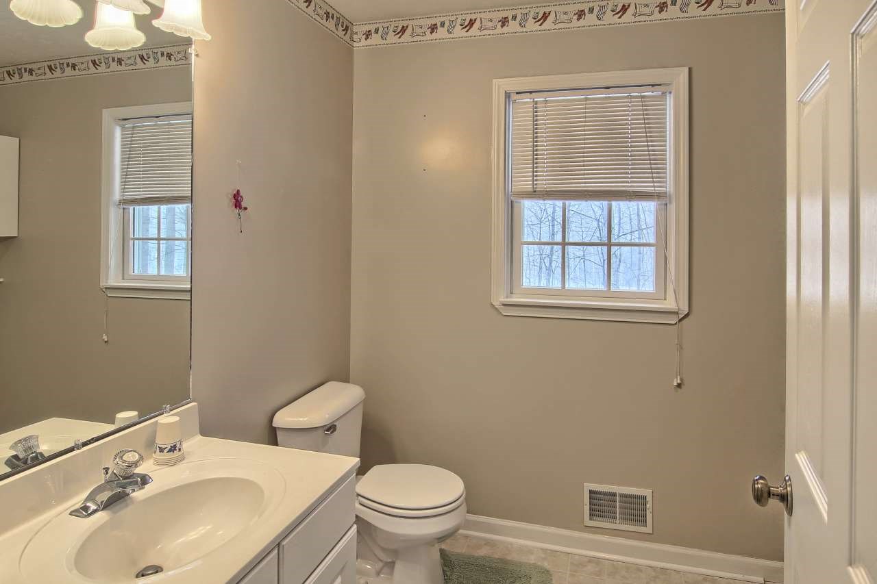 12000 East Tatch Road Northport, MI 49670 - Photo 28 of 53 1811780-27.JPG
