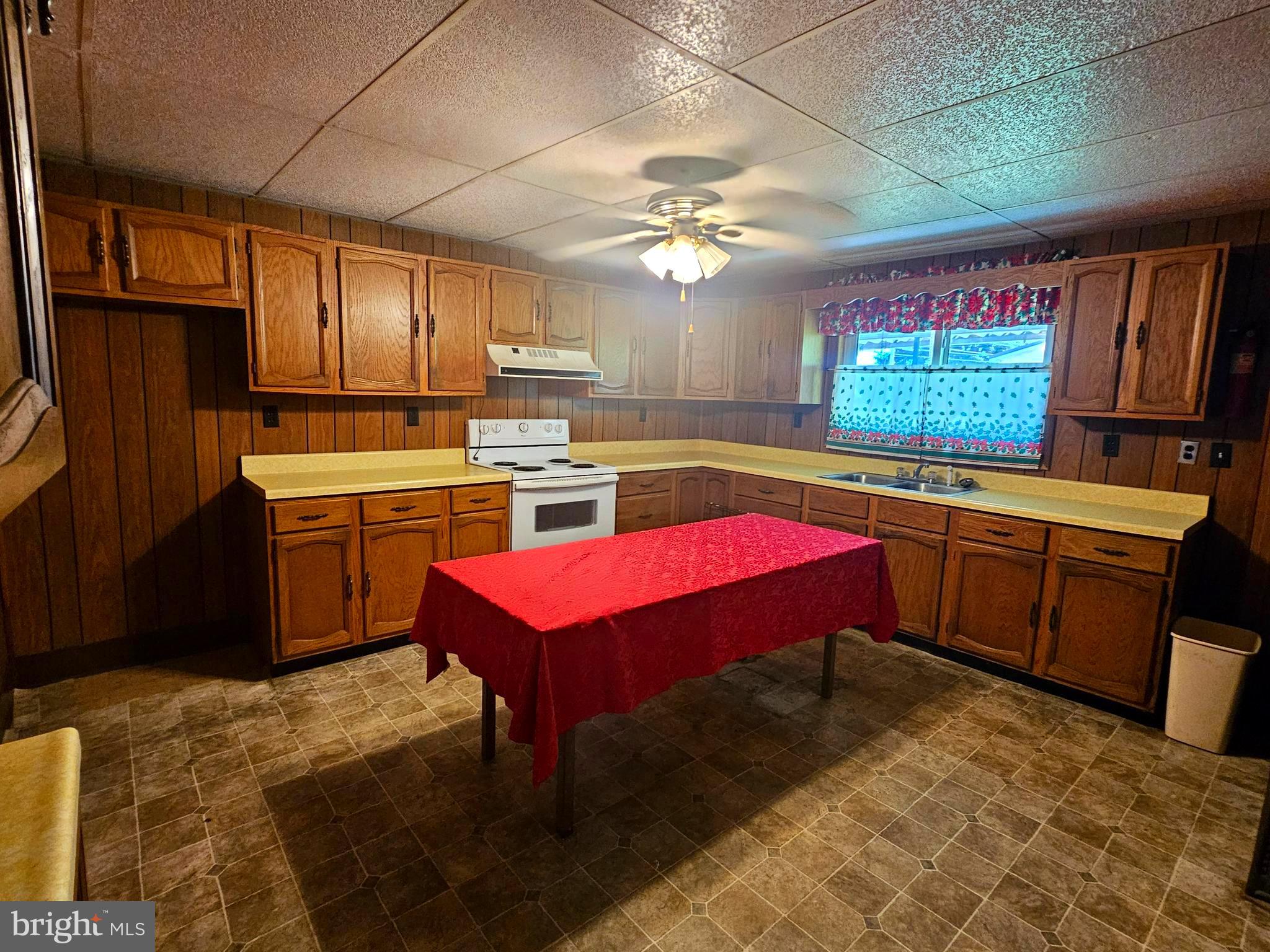15006 Paradise Street Southwest Midland, MD 21532 - Photo 8 of 41