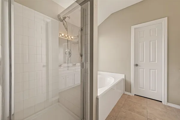 $2,000 | 2427 Colonial Springs Lane, Spring, TX 77386