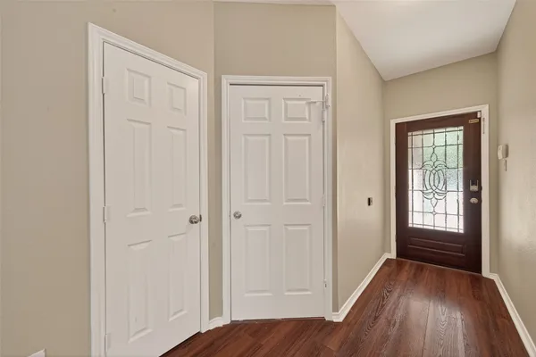 $2,000 | 2427 Colonial Springs Lane, Spring, TX 77386