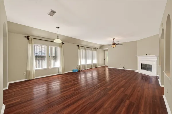 $2,000 | 2427 Colonial Springs Lane, Spring, TX 77386