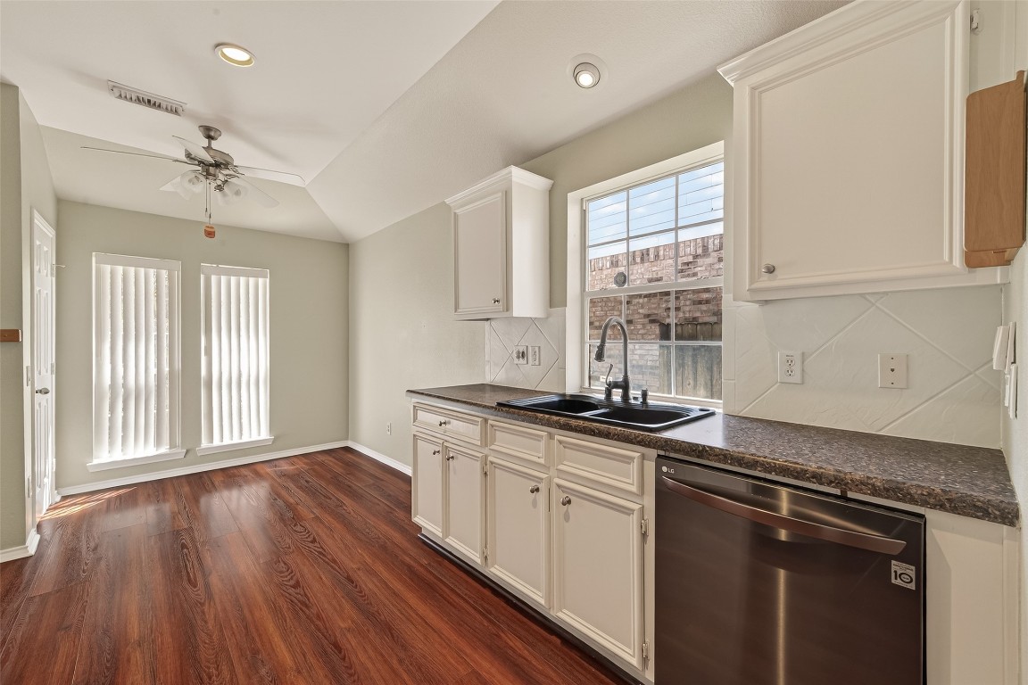 2427 Colonial Springs Lane Spring, TX 77386 - Photo 9 of 28