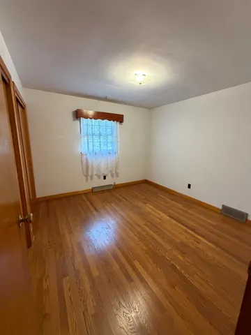 $299,000 | 1009 Nowlin Avenue, Lawrenceburg, IN 47025