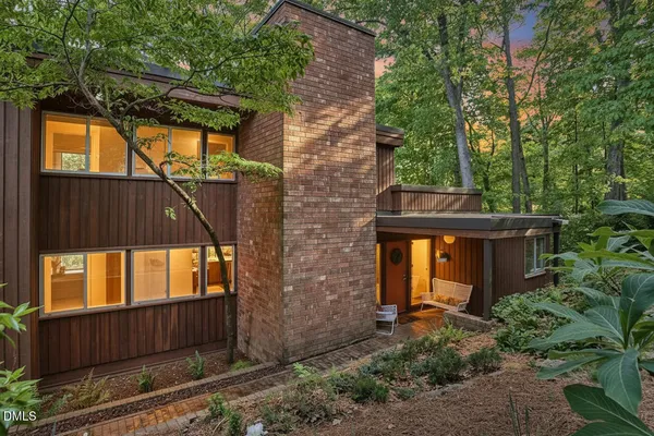 $1,700,000 | 216 Glenhill Lane, Chapel Hill, NC 27514