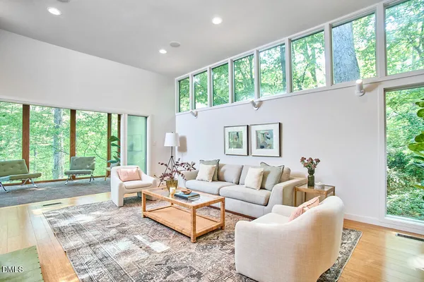 $1,700,000 | 216 Glenhill Lane, Chapel Hill, NC 27514