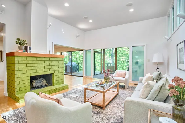 $1,700,000 | 216 Glenhill Lane, Chapel Hill, NC 27514