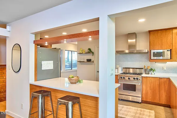 $1,700,000 | 216 Glenhill Lane, Chapel Hill, NC 27514