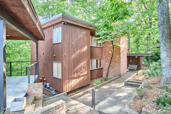 $1,700,000 | 216 Glenhill Lane, Chapel Hill, NC 27514