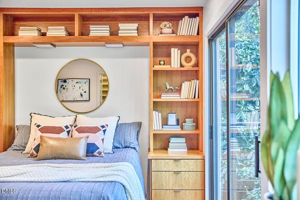 $1,700,000 | 216 Glenhill Lane, Chapel Hill, NC 27514