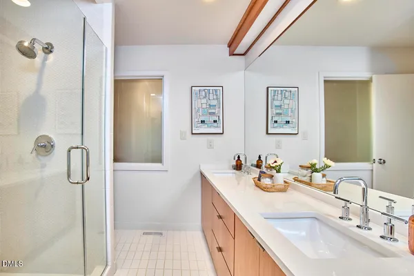 $1,700,000 | 216 Glenhill Lane, Chapel Hill, NC 27514