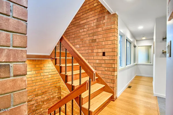 $1,700,000 | 216 Glenhill Lane, Chapel Hill, NC 27514