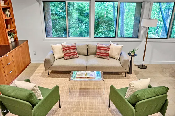$1,700,000 | 216 Glenhill Lane, Chapel Hill, NC 27514