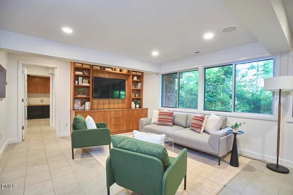 $1,700,000 | 216 Glenhill Lane, Chapel Hill, NC 27514