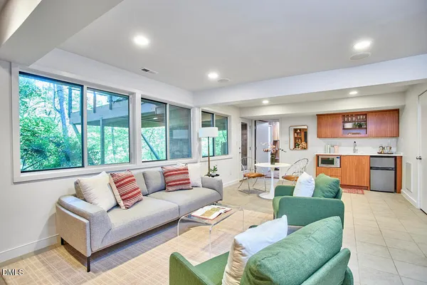 $1,700,000 | 216 Glenhill Lane, Chapel Hill, NC 27514