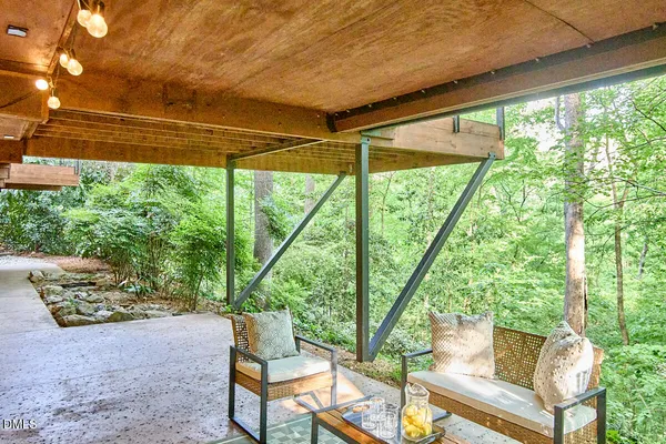 $1,700,000 | 216 Glenhill Lane, Chapel Hill, NC 27514