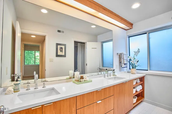 $1,700,000 | 216 Glenhill Lane, Chapel Hill, NC 27514