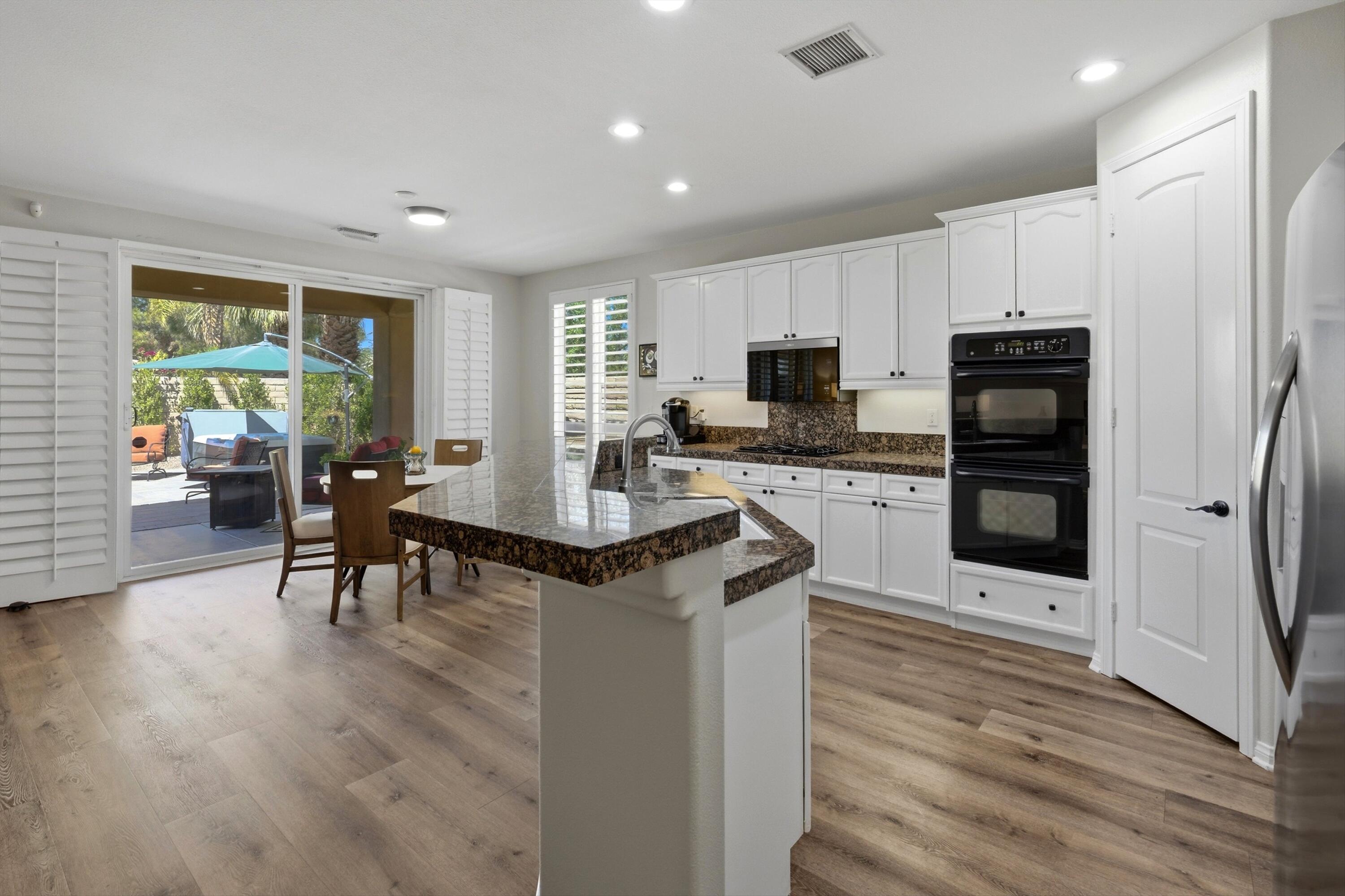 171 Via Milano Rancho Mirage, CA 92270 - Photo 15 of 49 27-Photo-27