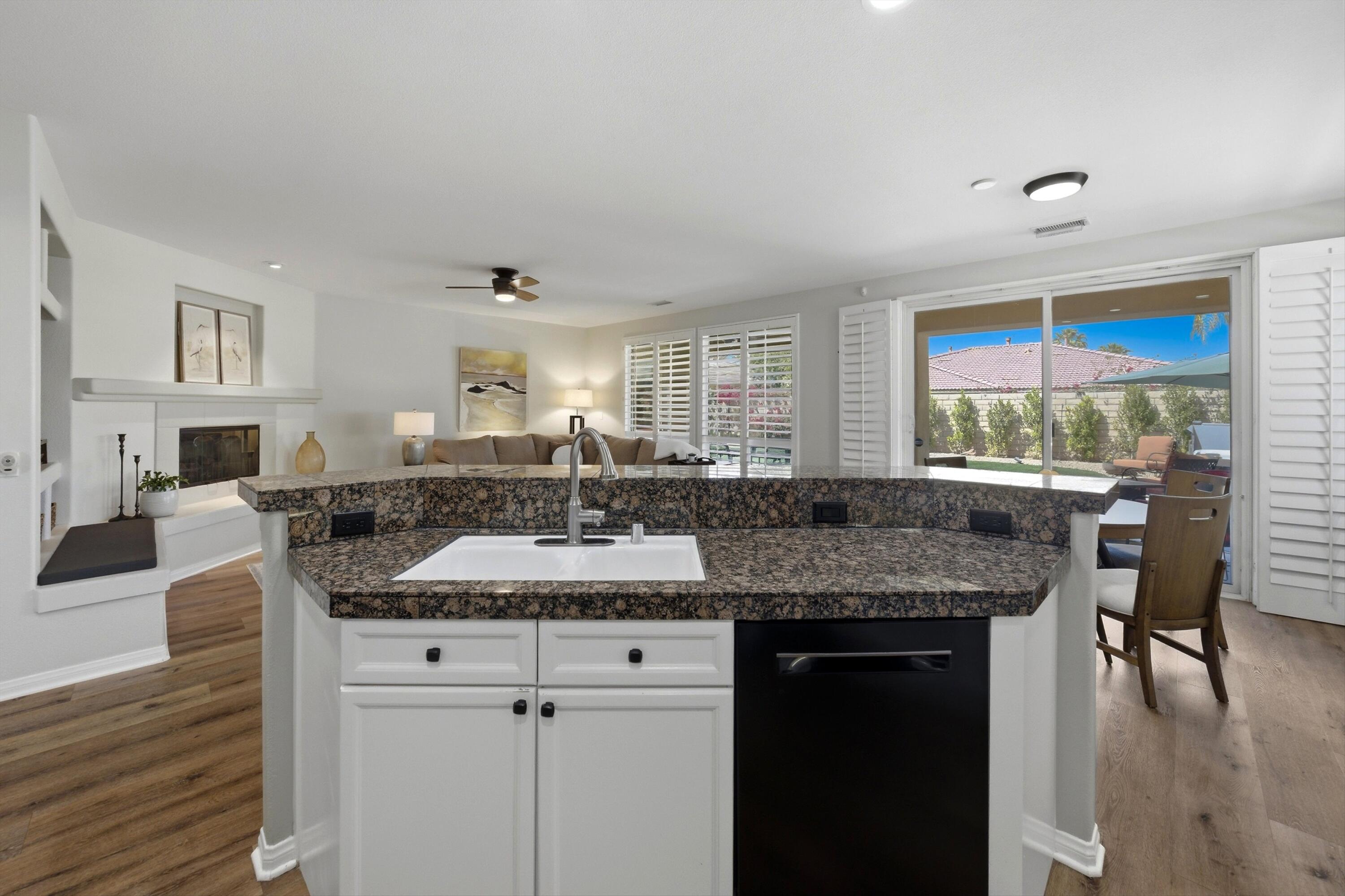 171 Via Milano Rancho Mirage, CA 92270 - Photo 17 of 49 29-Photo-29