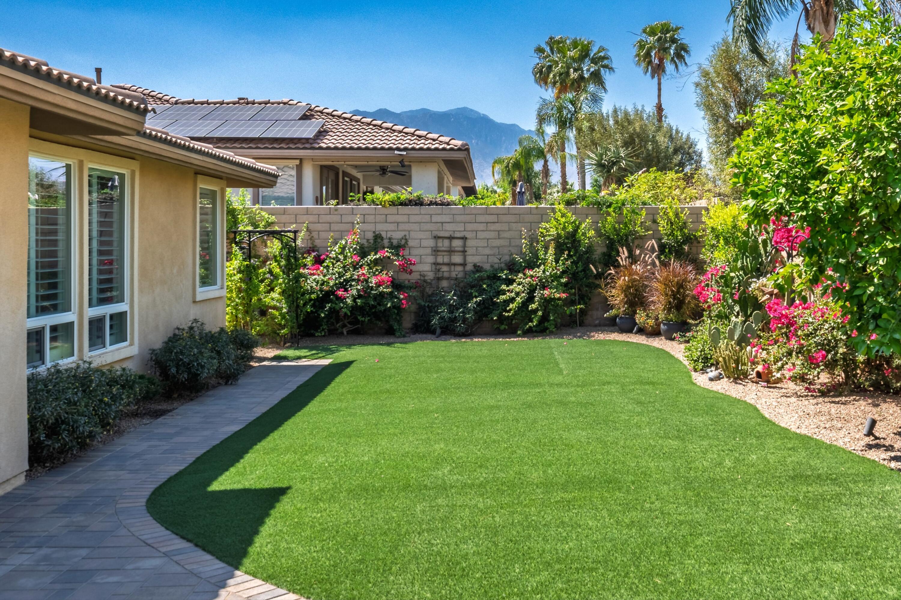 171 Via Milano Rancho Mirage, CA 92270 - Photo 36 of 49 12-Photo-12