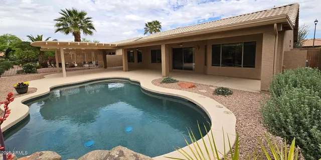 $2,800 | 15973 West Sheila Lane, Goodyear, AZ 85395