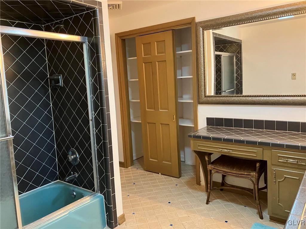 4290 Wellesley Road Bethlehem, PA 18017 - Photo 23 of 50 Shower and toilet area of the bathroom. Notice th