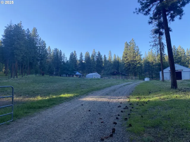 $550,000 | 39798 Bear Gulch Road, Baker City, OR 97814