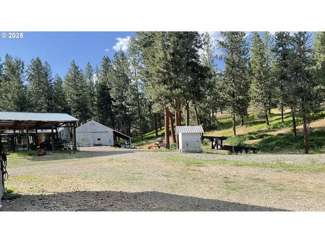 $550,000 | 39798 Bear Gulch Road, Baker City, OR 97814