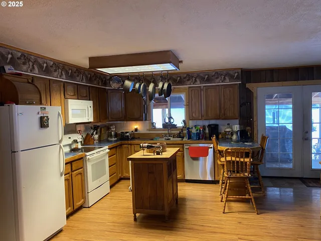 $550,000 | 39798 Bear Gulch Road, Baker City, OR 97814