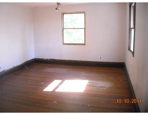 816 Great Road North Smithfield, RI 02896 - Photo 12 of 18 Bedroom.