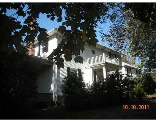 816 Great Road North Smithfield, RI 02896 - Photo 2 of 18 Exterior Front.