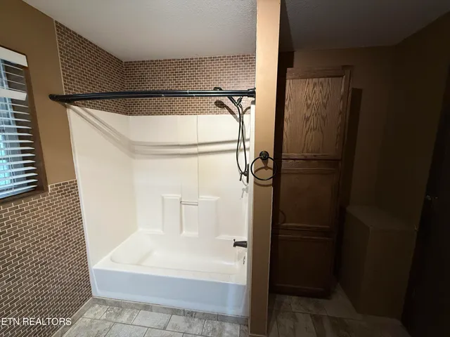 $275,000 | 505 McKinney Road, Blaine, TN 37709