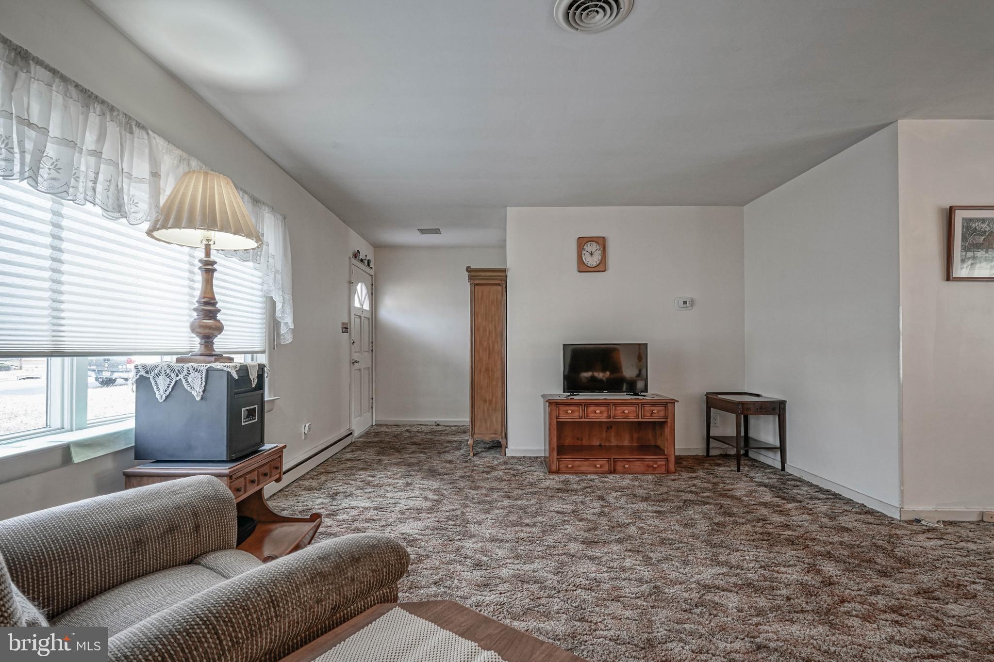 249 Cleveland Avenue Carneys Point, NJ 08069 - Photo 7 of 52 a living room with furniture