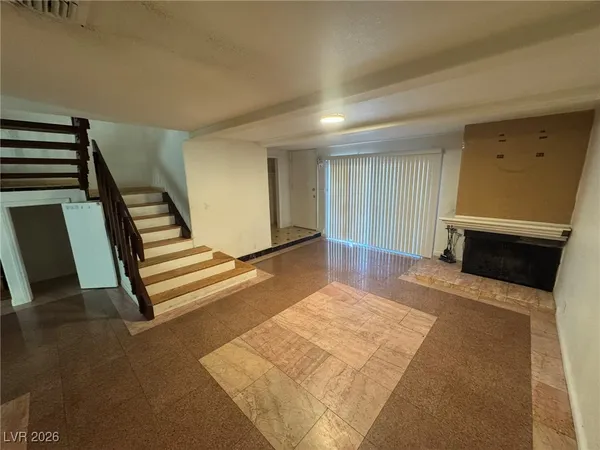 $1,600 | 518 Delfern Lane, Las Vegas, NV 89169