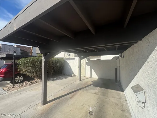 $1,600 | 518 Delfern Lane, Las Vegas, NV 89169